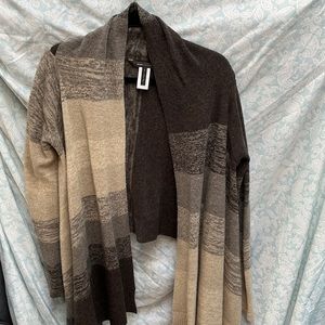 BCBG sweater/shawl